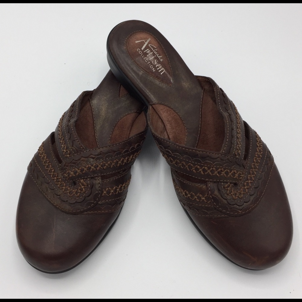 Clarks Artisan Brown Woven Leather Slides Mules